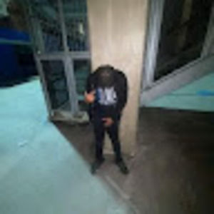 Meet your Posher, Kahlil